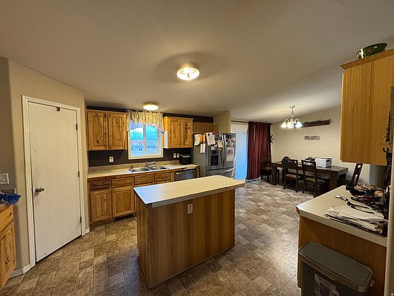 3rd image of 70 W 100 N