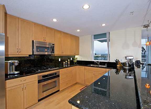 5th image of 850 Beech St Unit 2001