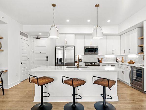 5450 Bay Center Dr #525