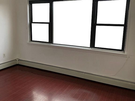 4th image of 3789 E Tremont Ave Floor 2