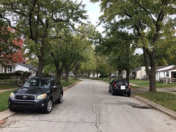 4th image of 22169 Yates Ave