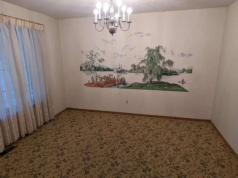 2657 Chateau Dr — Photo 42