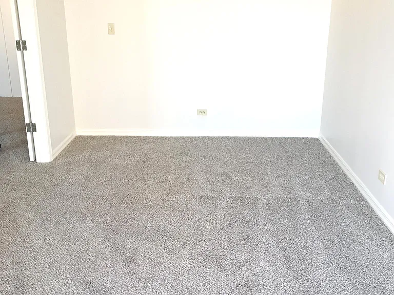 1122 N Clark St #2005 — Photo 9