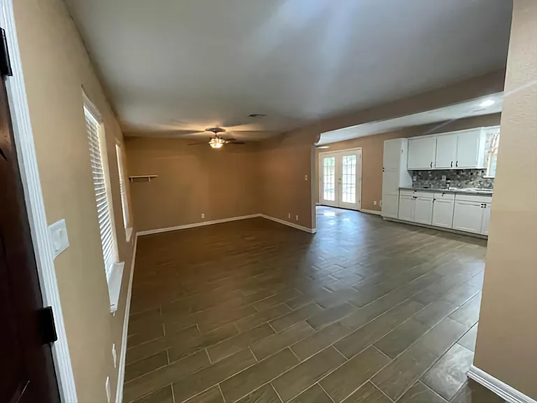 531 Roper St — Photo 20