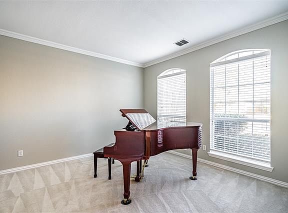 5th image of 3108 Angus Dr