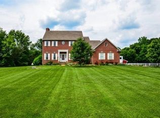 68716 W Eight Mile Rd, South Lyon, MI 48178