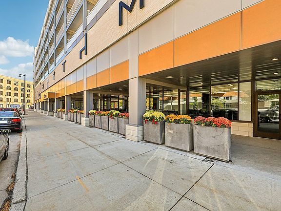 Rhythm Exterior