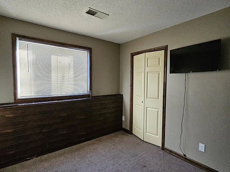 10910 Dalton Ave NE — Photo 12