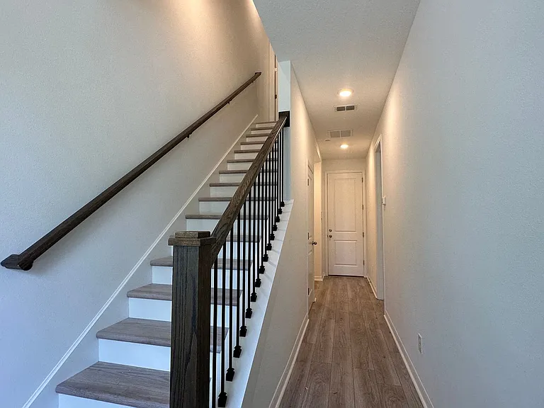 8454 Sperry St — Photo 3