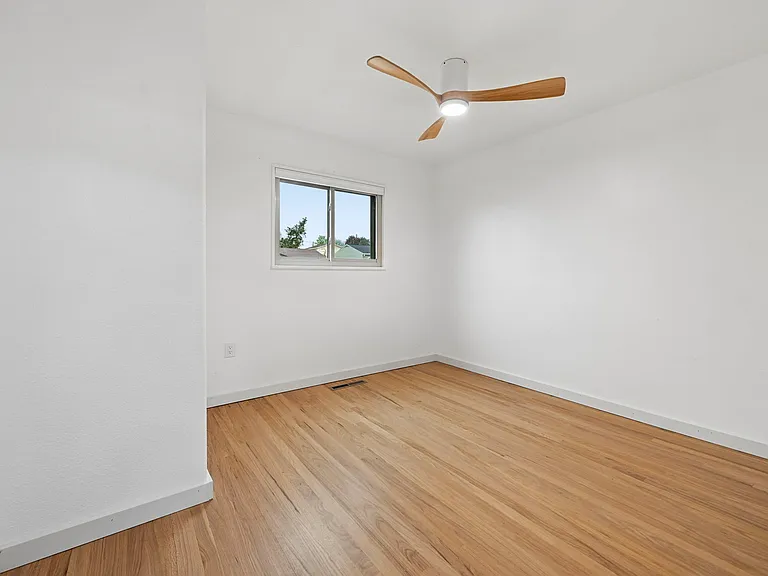 309 Redwood Dr — Photo 14