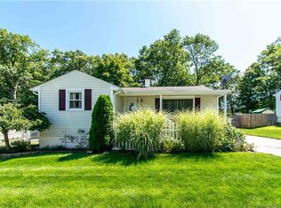 23 Till St, Enfield, CT 06082