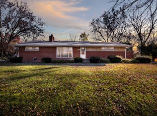 28300 Thorny Brae Rd, Farmington Hills, MI