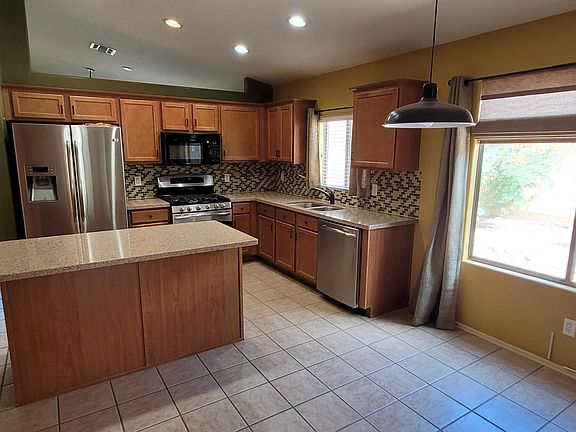 2nd image of 12454 N Crimson Vista Dr