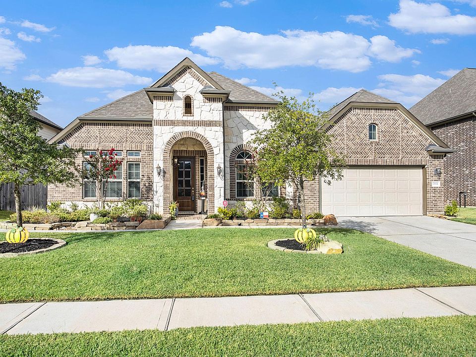 1st image of 13614 Sedgefield Creek Trce