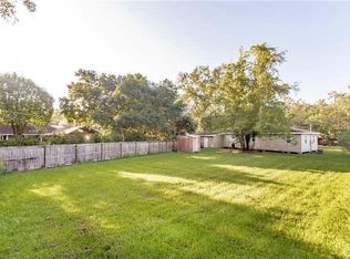 1010 Esterbrook Rd, Ponchatoula, LA 70454