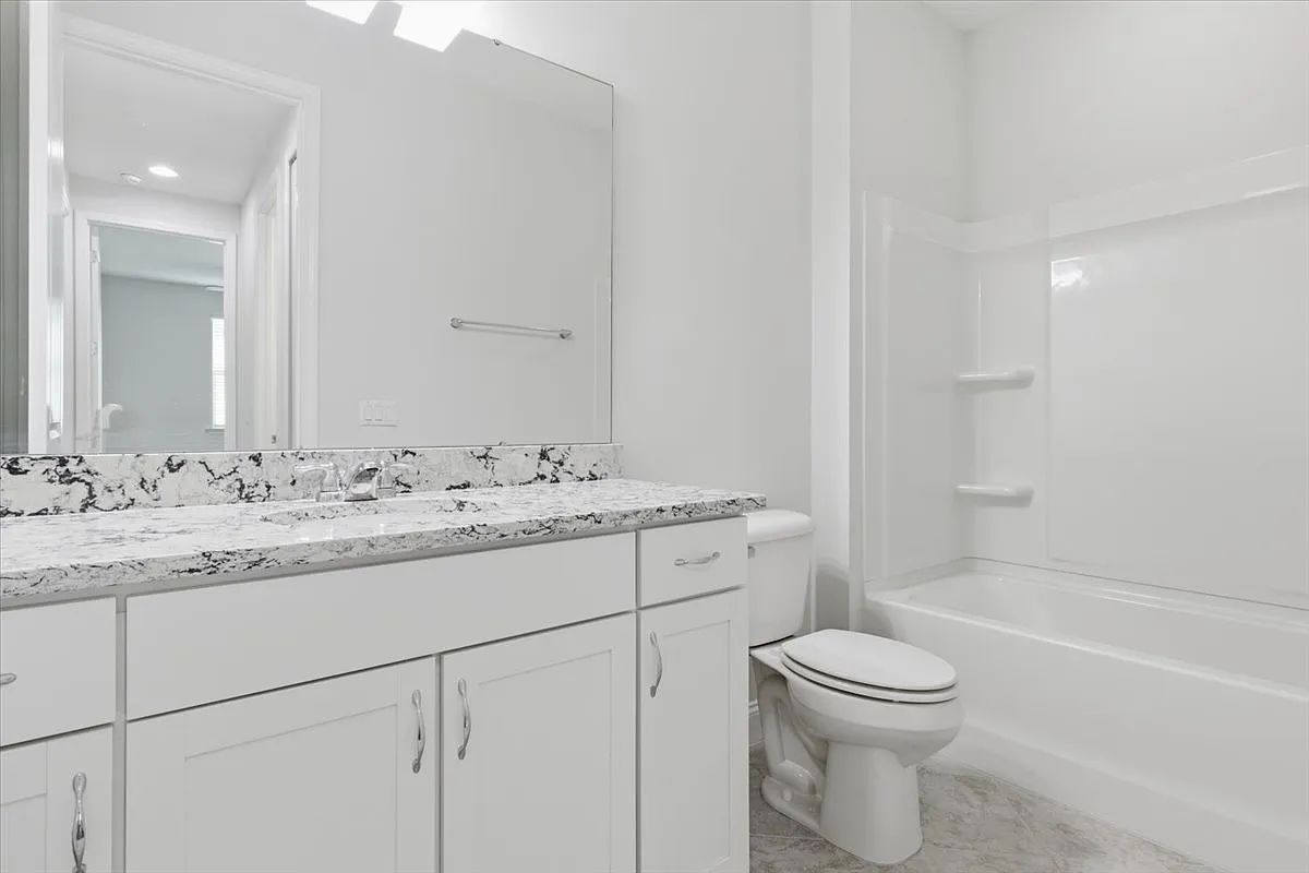 2 bed, 1558 sqft, $2,900 — Photo 3