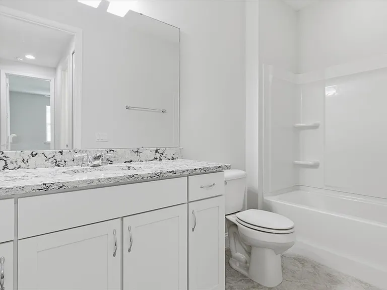 155 Weekend Ave — Photo 3