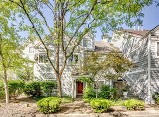 750 Zorn Ave APT 39, Louisville, KY