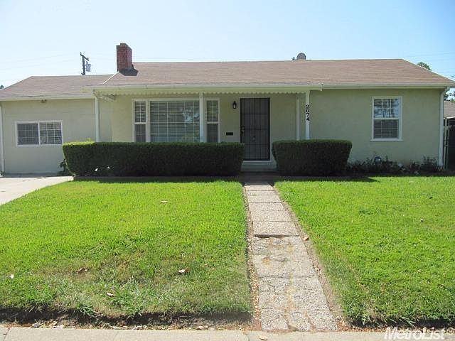 1st image of 2074 De Ovan Ave