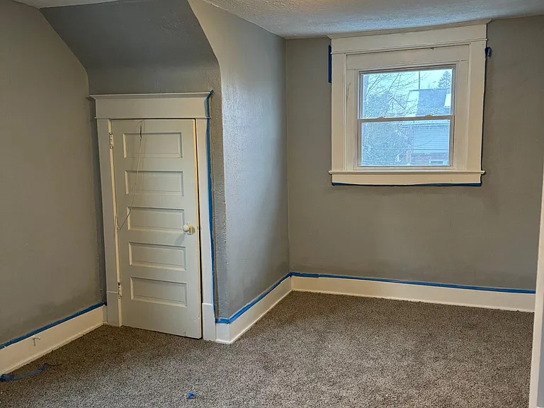 557 Saint Leger Ave — Photo 8