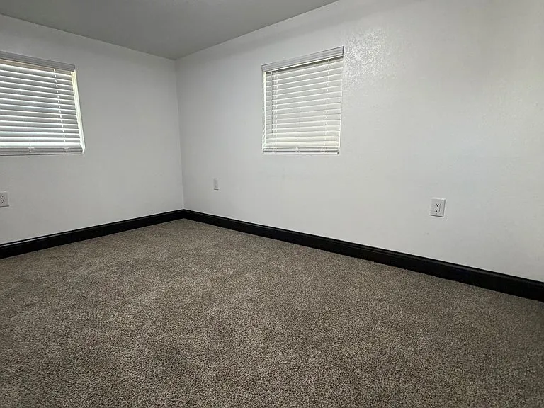 4209 Redbud Ave — Photo 19