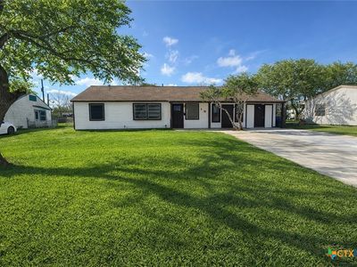 105 Massanet St, Port Lavaca, TX, 77979