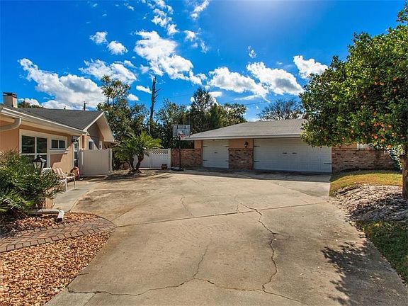 4th image of 2406 Tioga Trl