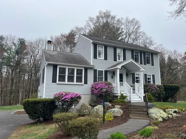 27 Riverwood Dr, Mansfield, MA 02048