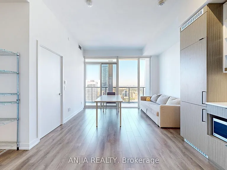 20 Edward St #2711 — Photo 5