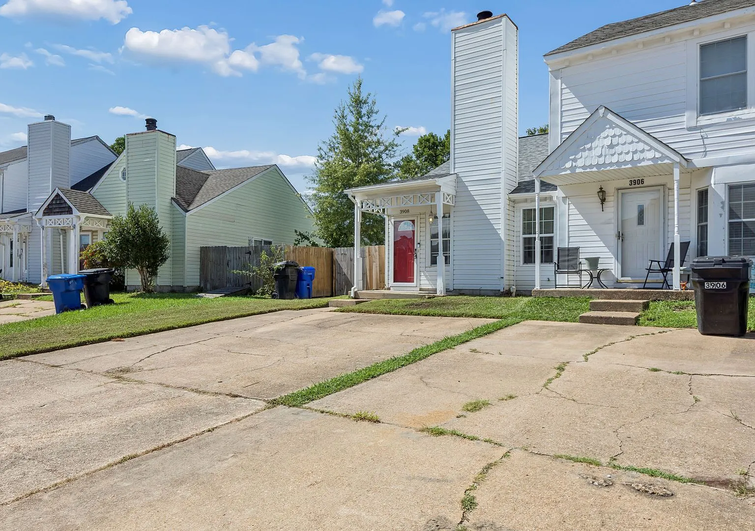 Virginia Beach End Unit Townhome !! — Photo 2