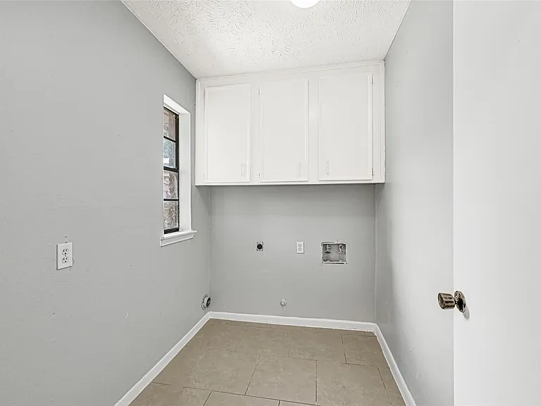 10127 Sagegate Dr — Photo 20