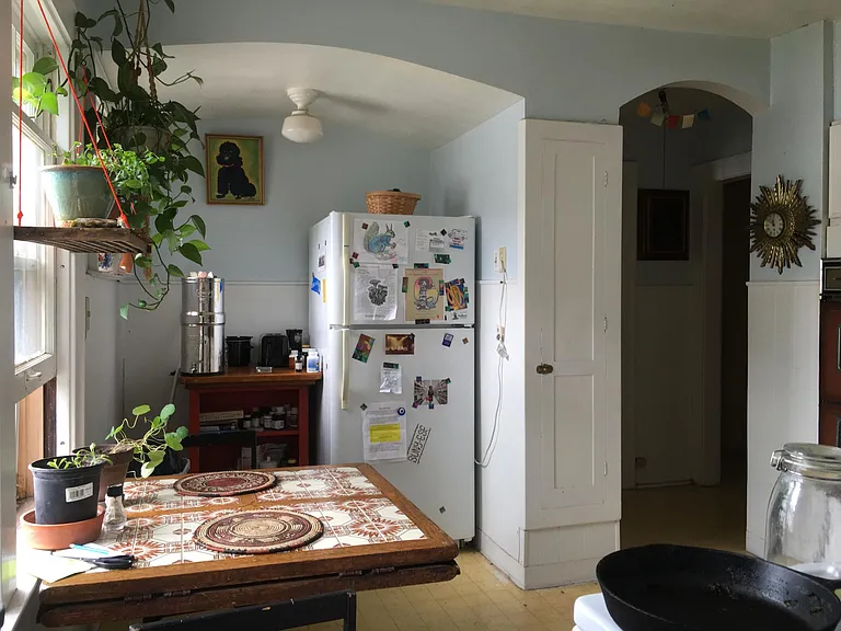 172 Fellows Ave — Photo 4