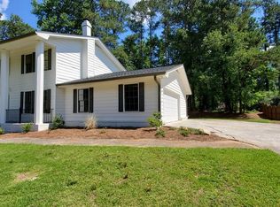 4500 Mountain Creek Dr, Mashpee, GA 02649