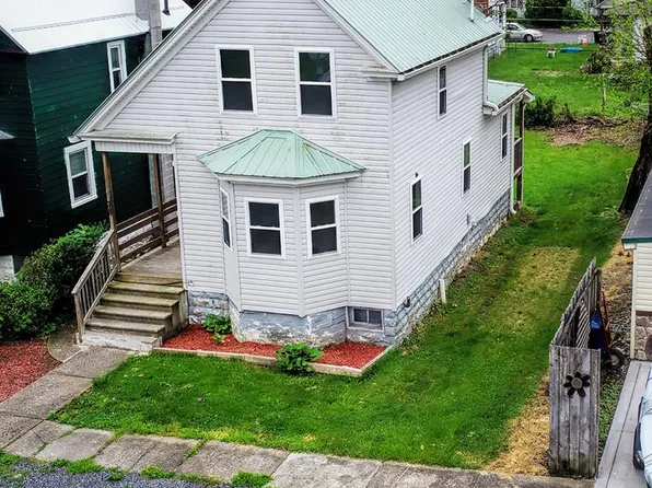 38 Walnut St, Mount Union, PA 17066