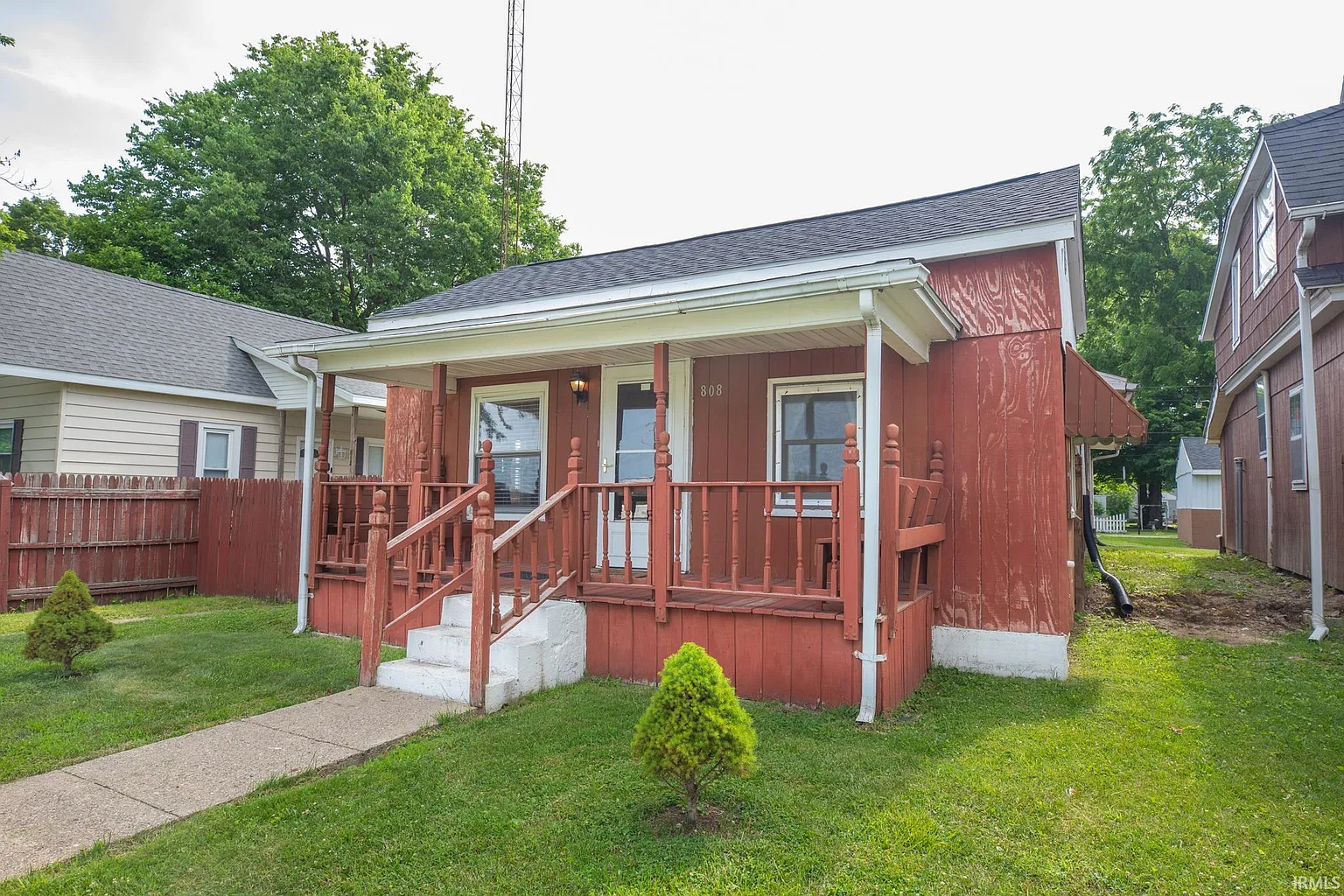 808 N Plum St photo 1