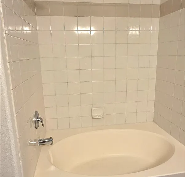 950 Seven Hills Dr #523 — Photo 8