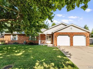 812 Dere Bere Dr, Mascoutah, IL