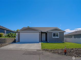 1133 S New Oak Lane, East Wenatchee, WA 98802