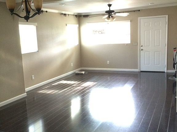 3rd image of 8168 Evergreen Ave