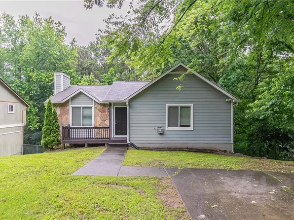 2654 Laurel View Dr, Snellville, GA 30039