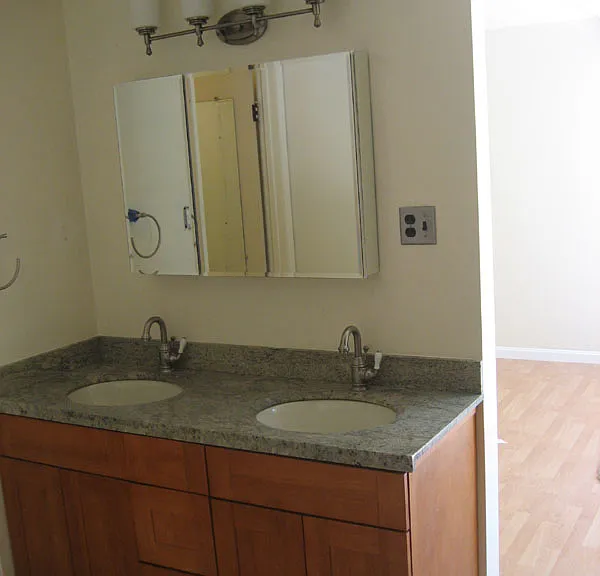 678 Las Colindas Rd — Photo 3
