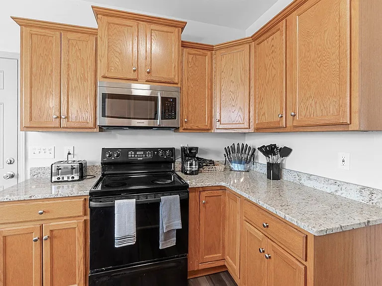 309 Raleigh Dr — Photo 29