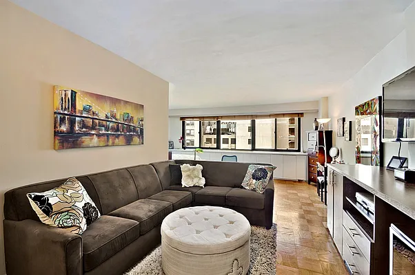 Sold by Corcoran | media 6
