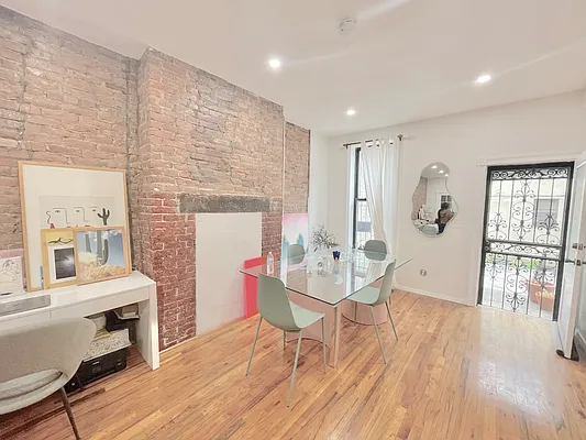 Rented by New Amsterdam Realty Group | media 2