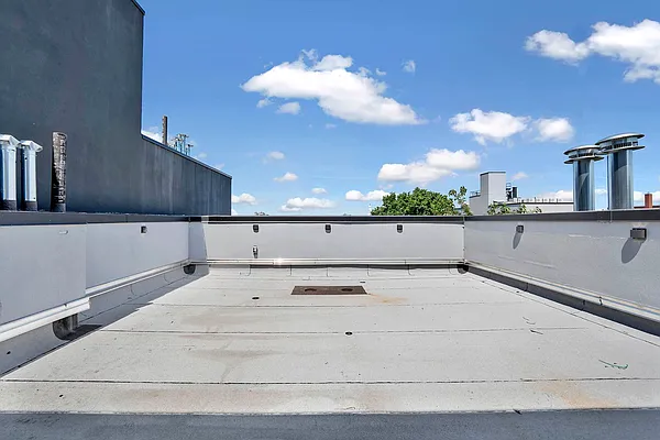 Rented by Massada Home Sales Inc | media 27