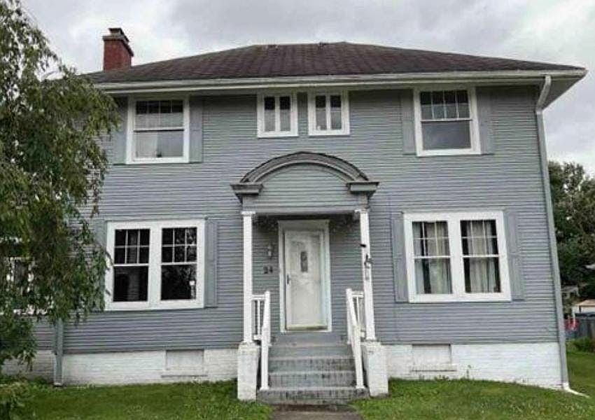 1st image of 24 E Woodyard Ave