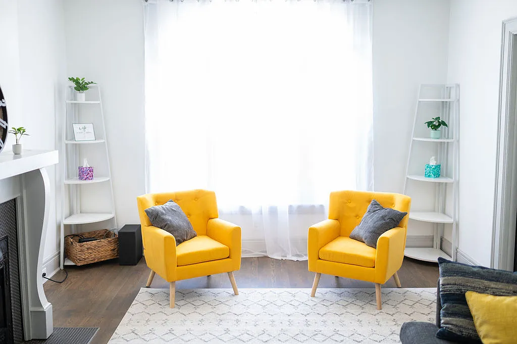 3 bed, 1800 sqft, $2,400 — Photo 3