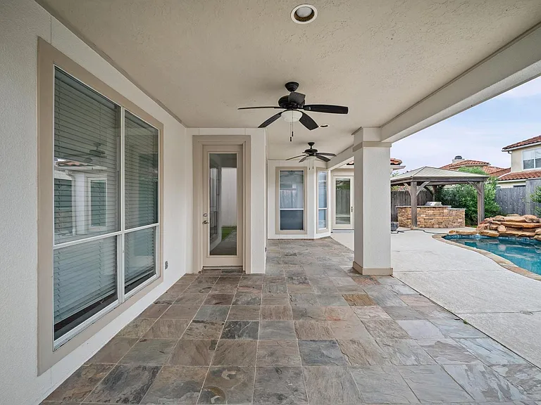 14227 Flower Creek Ln — Photo 32