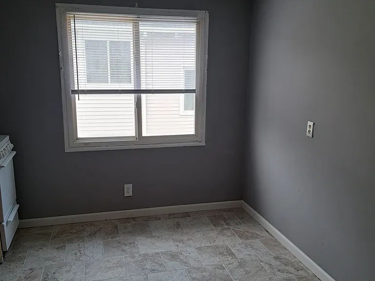 246 Parkridge Ave #2 — Photo 1