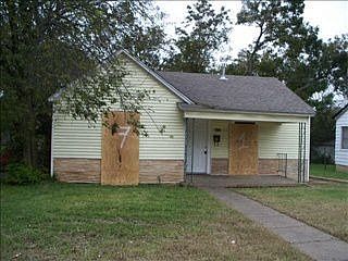1st image of 3011 Fernwood Ave